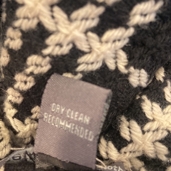 Black & white check wool blend long belted coat w/ 2 button close pockets small - Picture 12 of 12